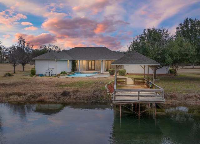 Property at 11151 County Road 4027, Kemp, TX 75143, 3 beds, 2 baths