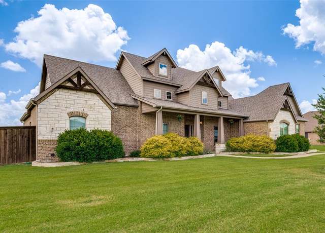 Property at 209 Ranier St, Waxahachie, TX 75167, 4 beds, 2.5 baths
