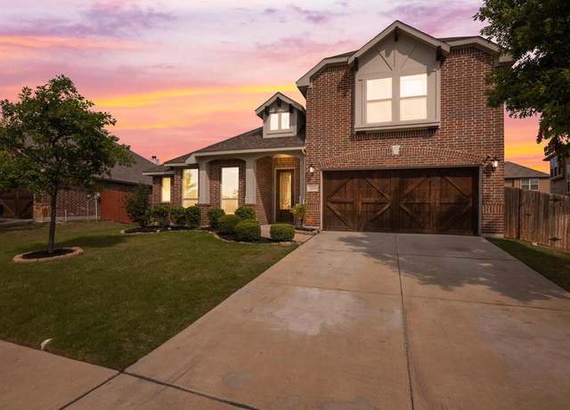Property at 309 Western Sky Ln, Waxahachie, TX 75165, 4 beds, 3 baths