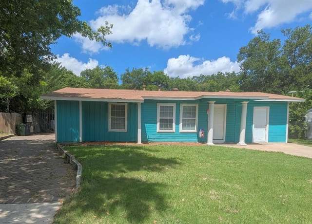 Property at 900 Aleta St, Arlington, TX 76010, 4 beds, 2 baths