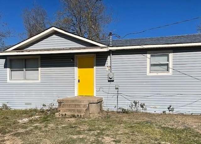 Property at 621 E FM 64 Hwy, Ladonia, TX 75449, 2 beds, 1 bath
