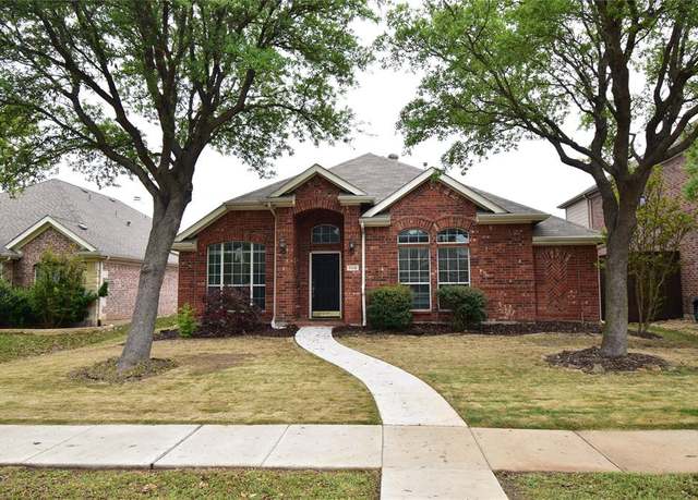 Property at 1110 Red Hawk Dr, Frisco, TX 75033, 4 beds, 2 baths