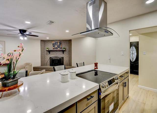 Property at 5524 King Dr, The Colony, TX 75056, 4 beds, 3 baths