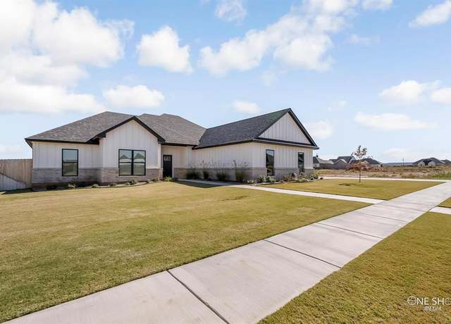 Property at 141 Bell St, Abilene, TX 79602, 4 beds, 2.5 baths