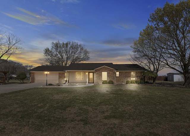 Property at 1004 Palamino Dr, Leonard, TX 75452, 4 beds, 3 baths