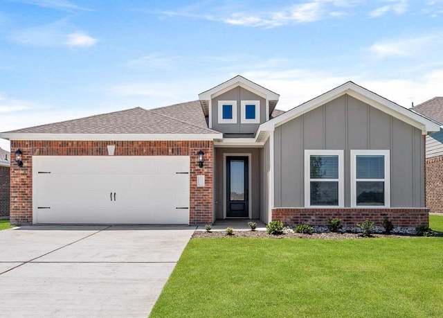 Property at 1024 Cedar St, Hutchins, TX 75141, 4 beds, 2 baths