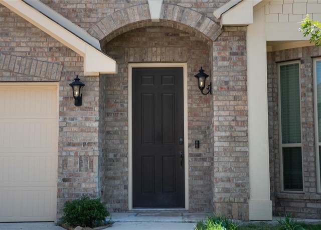 Property at 4333 Old Timber Ln, Fort Worth, TX 76036, 3 beds, 2 baths
