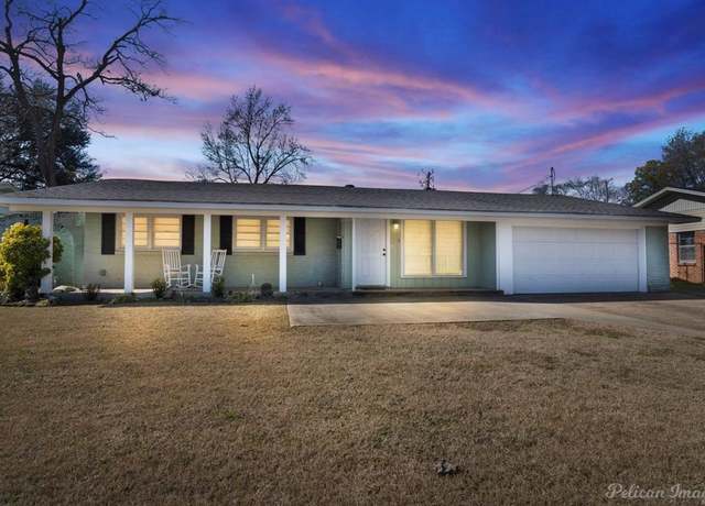 Property at 1810 Captain Shreve Dr, Shreveport, LA 71105, 3 beds, 2.5 baths