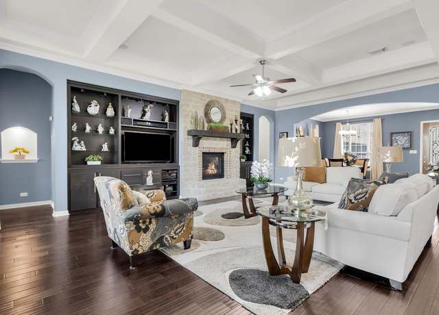 Property at 107 Chatfield Dr, Rockwall, TX 75087, 3 beds, 3 baths
