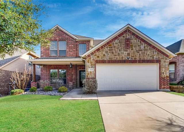 Property at 4008 Sioux Dr, Mckinney, TX 75071, 4 beds, 2.5 baths