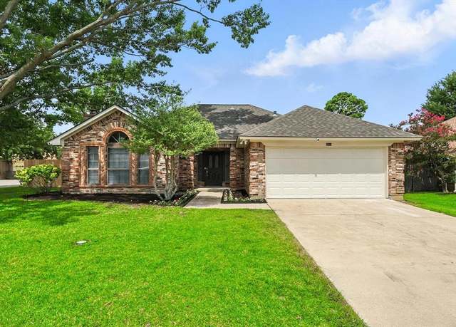 Property at 2613 New Bedford Ct, Bedford, TX 76022, 3 beds, 2 baths
