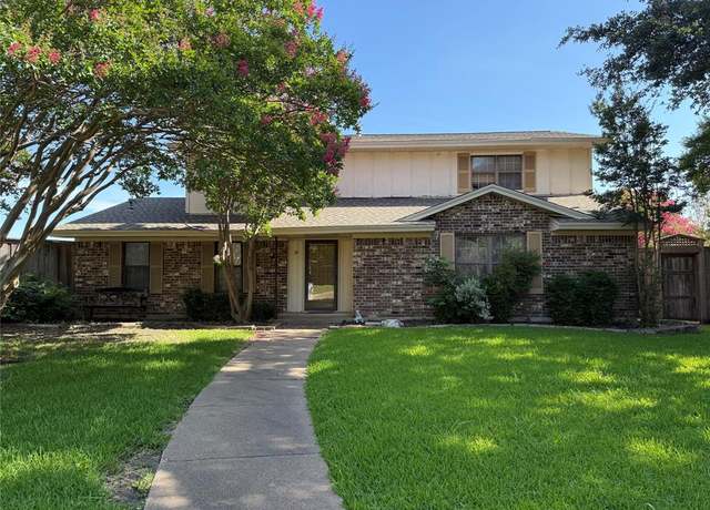 Property at 2709 Oak Cir, Plano, TX 75075, 4 beds, 2.5 baths