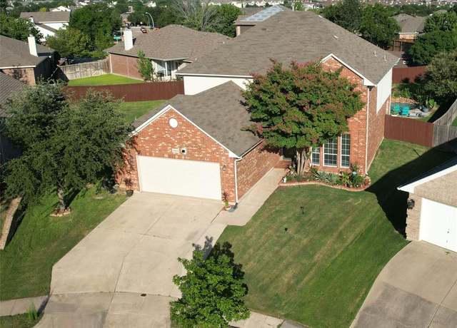 Property at 8824 Fayetteville Dr, Fort Worth, TX 76244, 4 beds, 2.5 baths