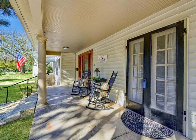 Property at 1117 W Bond St, Denison, TX 75020, 3 beds, 2 baths