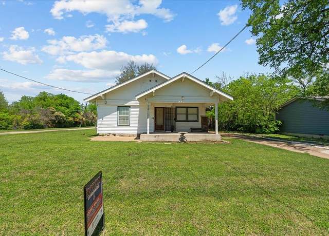 Property at 110 W Elm Ave, Alvarado, TX 76009, 2 beds, 1 bath