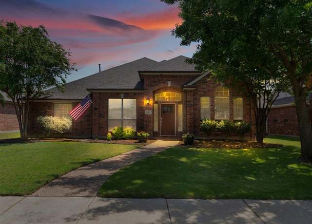 Property at 12432 Blue Ridge Dr, Frisco, TX 75033, 4 beds, 2 baths