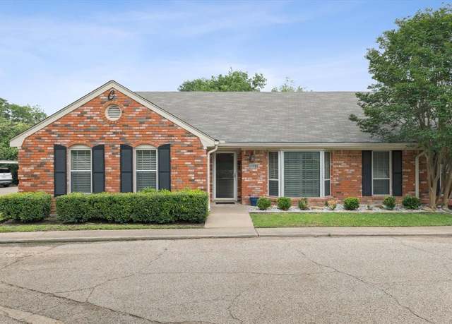 Property at 5222 Lake Shore Dr, Waco, TX 76710, 2 beds, 2 baths