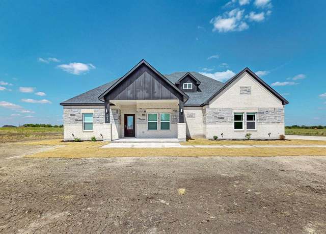 Property at 3037 County Road 4301, Greenville, TX 75401, 4 beds, 2 baths