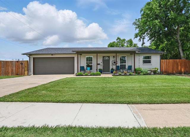 Property at 201 E Eller Ave, Crowley, TX 76036, 3 beds, 2 baths