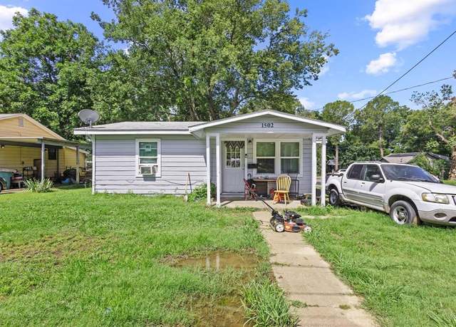 Property at 1502 S Rusk St, Sherman, TX 75090, 3 beds, 1 bath