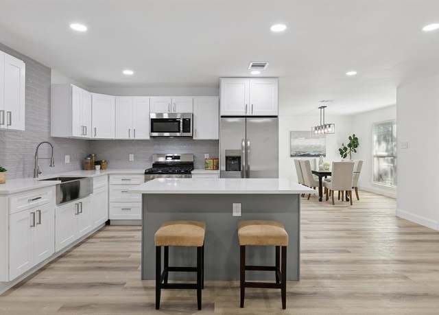Property at 12436 Oberlin Dr, Dallas, TX 75243, 4 beds, 2.5 baths