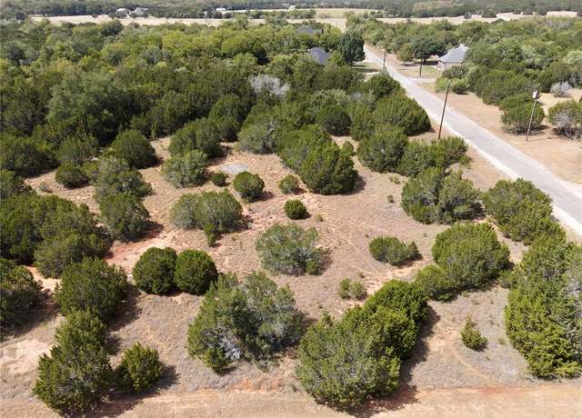 Property at 33046 Woodcrest Dr, Whitney, TX 76692