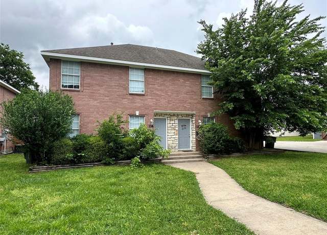 Property at 112-114 S Holly Ave, Sherman, TX 75092, 3 beds, 1.5 baths