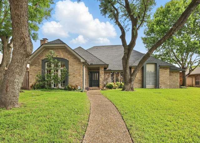 Property at 7219 Crooked Oak Dr, Dallas, TX 75248, 4 beds, 3 baths