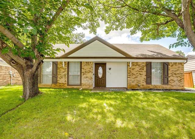 Property at 7013 Buttonwood Dr, Fort Worth, TX 76137, 2 beds, 1 bath