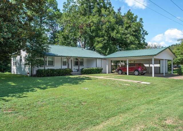 Property at 403 N Florence St, Grand Saline, TX 75140, 2 beds, 1 bath