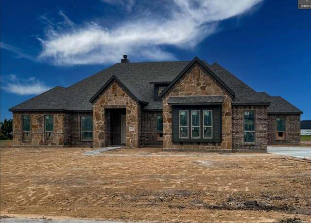Property at 2347 Delegation Ln, Nevada, TX 75173, 3 beds, 3.5 baths