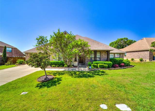 Property at 1115 Meriwether St, Mansfield, TX 76063, 4 beds, 3.5 baths