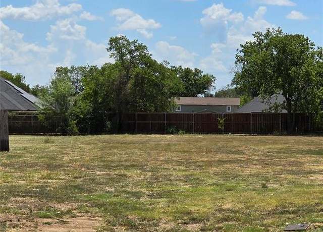 Property at 5116 Pinson St, Fort Worth, TX 76105