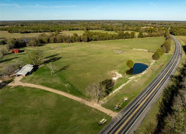 Property at 4426 S Hwy 37, Clarksville, TX 75426, 3 beds, 2 baths