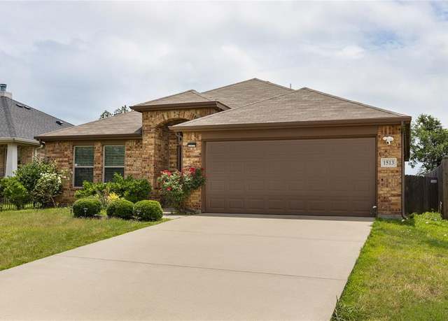 Property at 1513 Jacksons Run, Greenville, TX 75402, 3 beds, 2 baths