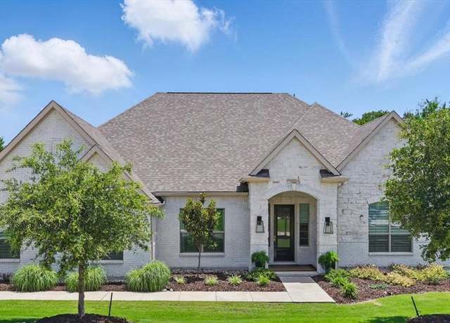 Property at 158 Spanish Oak Dr, Krugerville, TX 76227, 4 beds, 3.5 baths