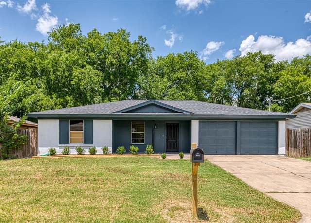 Property at 3904 Hilldale Rd, Fort Worth, TX 76119, 3 beds, 2 baths