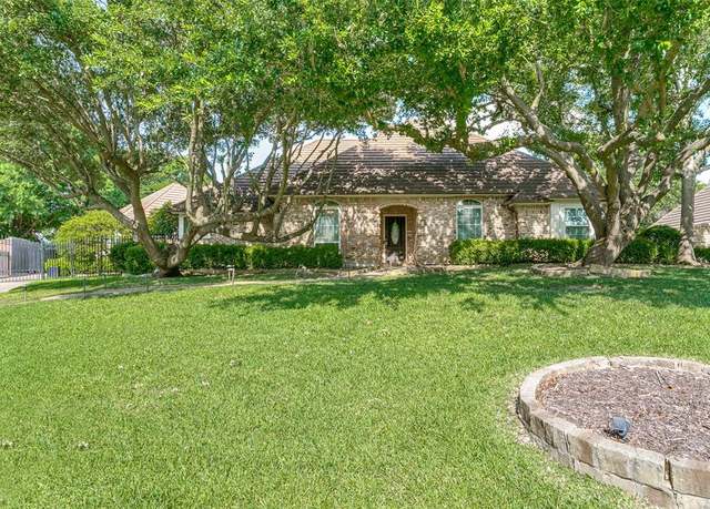 Property at 3713 Brentwood Ct, Colleyville, TX 76034, 4 beds, 3.5 baths