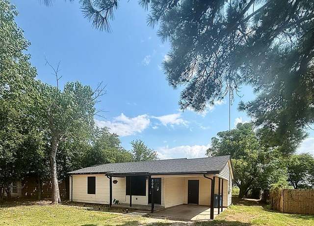 Property at 806 E Beth St, Whitney, TX 76692, 2 beds, 1 bath