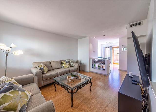 Property at 4039 Cole Ave #108, Dallas, TX 75204, 2 beds, 1.5 baths