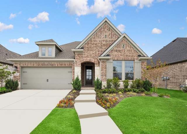 Property at 1812 Holland Dr, Van Alstyne, TX 75495, 3 beds, 2.5 baths