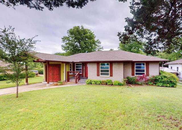 Property at 2212 Lanark Ave, Dallas, TX 75203, 4 beds, 2 baths
