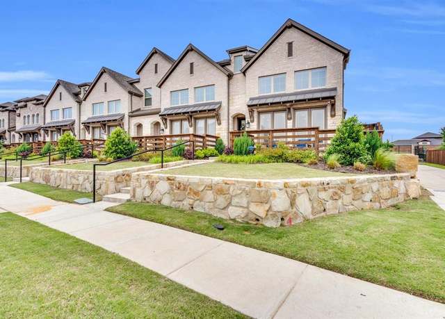Property at 8041 Pine Island Way, Mckinney, TX 75071, 3 beds, 2.5 baths
