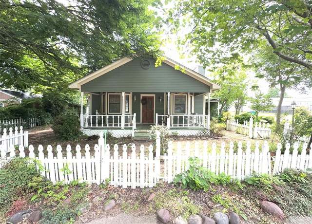 Property at 704 Harrington St, Cedar Hill, TX 75104, 2 beds, 1 bath