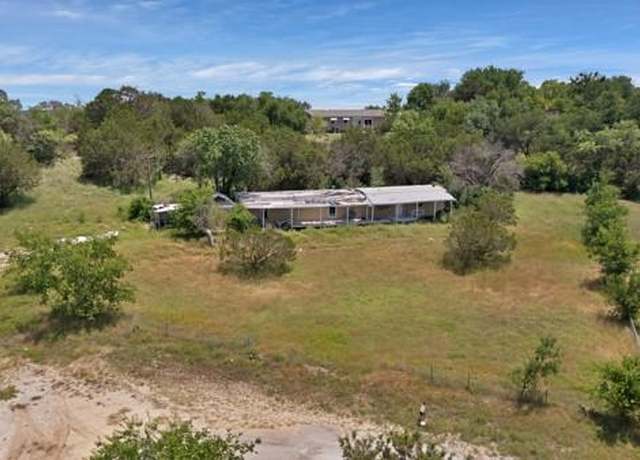 Property at 101 Bronco Ln, Weatherford, TX 76087, 3 beds, 2 baths