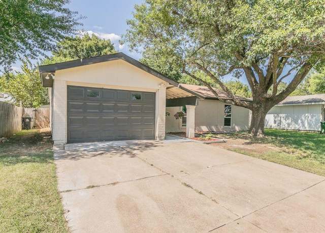 Property at 1105 Brook Hill Ln, Arlington, TX 76014, 4 beds, 2 baths
