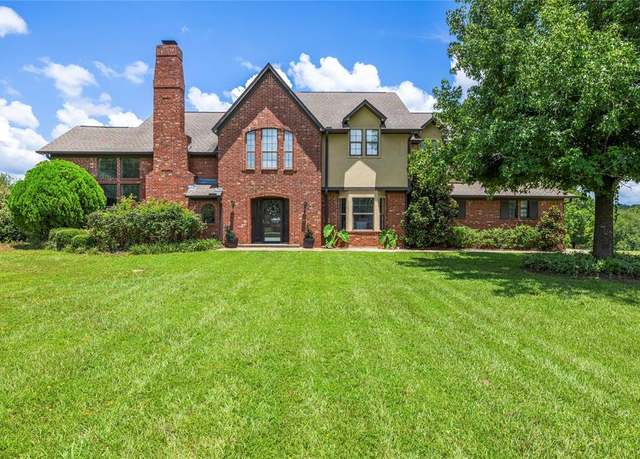 Property at 18751 Ridgeline Rd, Tyler, TX 75703, 4 beds, 3 baths