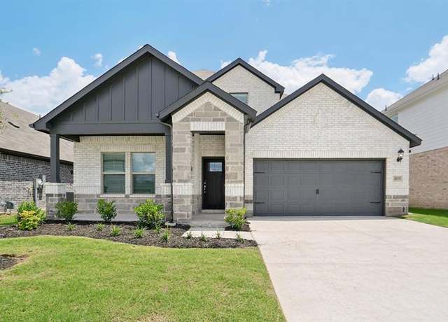 Property at 4009 Medina Dr, Farmersville, TX 75422, 4 beds, 2.5 baths