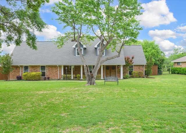 Property at 6221 Murphy Rd, Garland, TX 75048, 4 beds, 2.5 baths