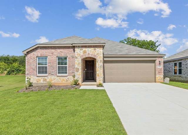 Property at 2824 Pecan Park Dr, Denton, TX 76208, 3 beds, 2 baths
